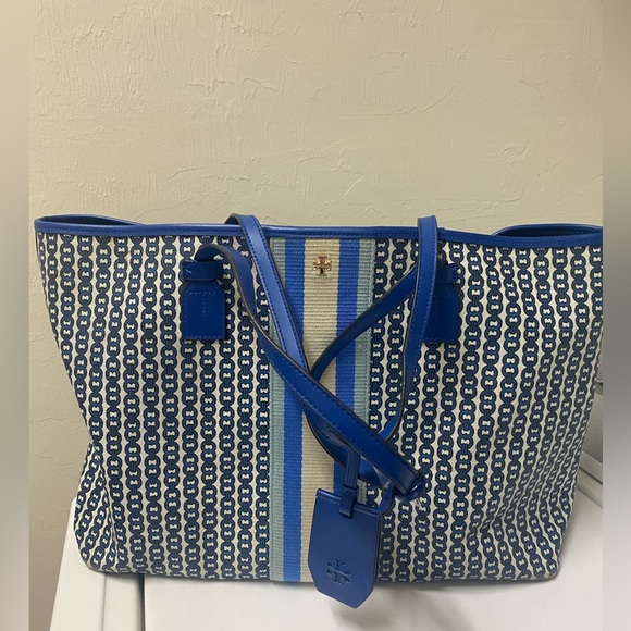 Tory Burch Handbags - Tory Burch Gemini Link Tote Large Blue